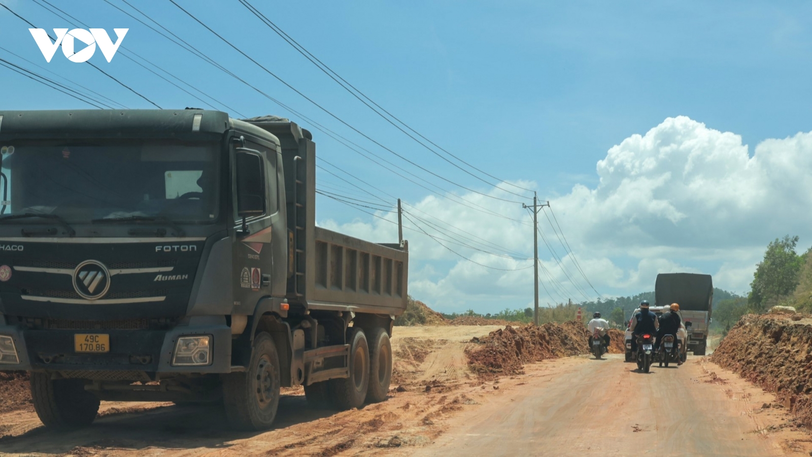 Lâm Đồng yêu cầu cán bộ phát huy năng lực trong giải phóng mặt bằng
